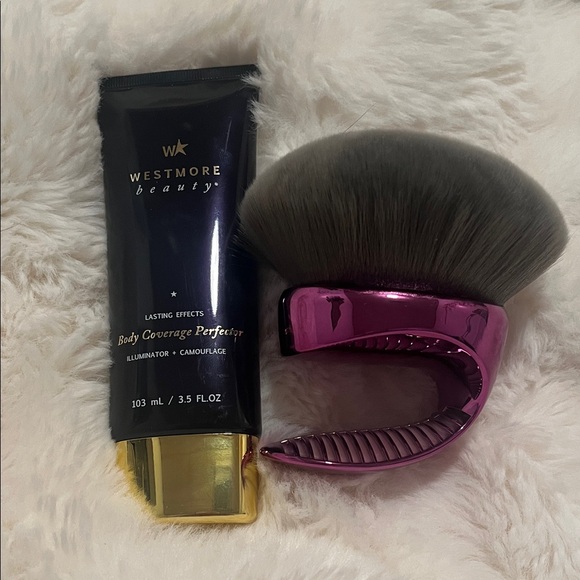 Westmore Beauty Other - Westmore Beauty Body Coverage Perfector with Brush